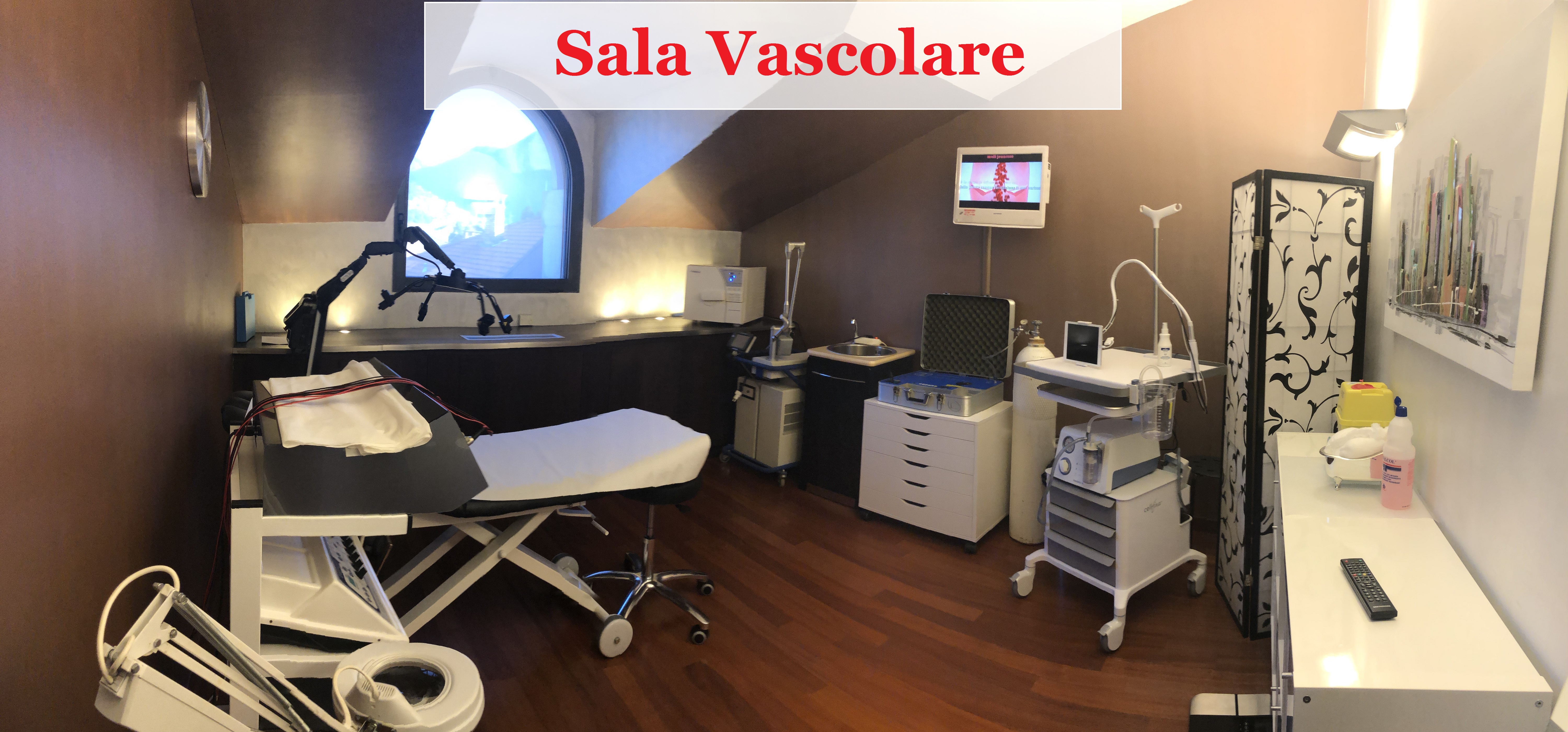 Medi Jeunesse SA - Sala Vascolare - Lugano
